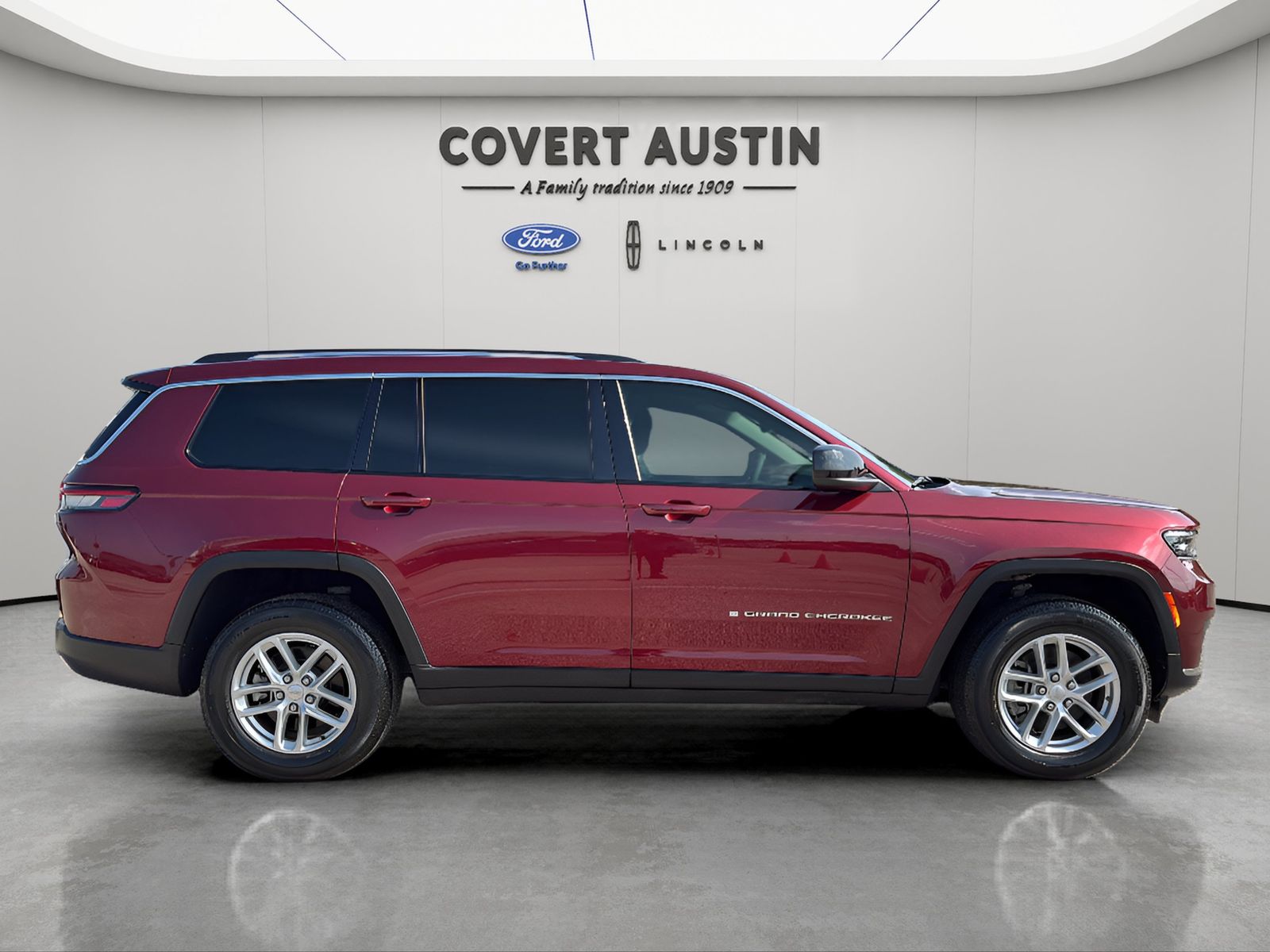 Used Car 2024 Jeep Grand Cherokee L  Laredo For Sale Under $30,000 In Austin, Texas