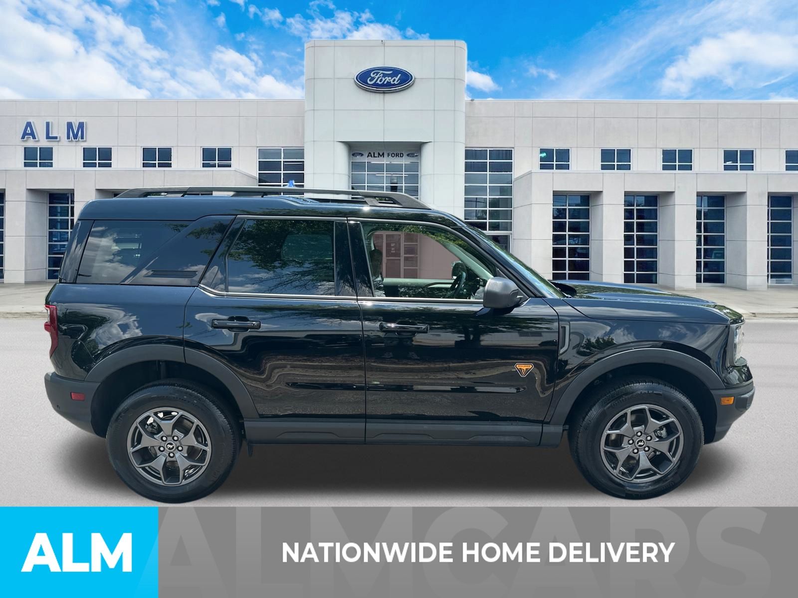 Used 2023 Black Ford Badlands image 4