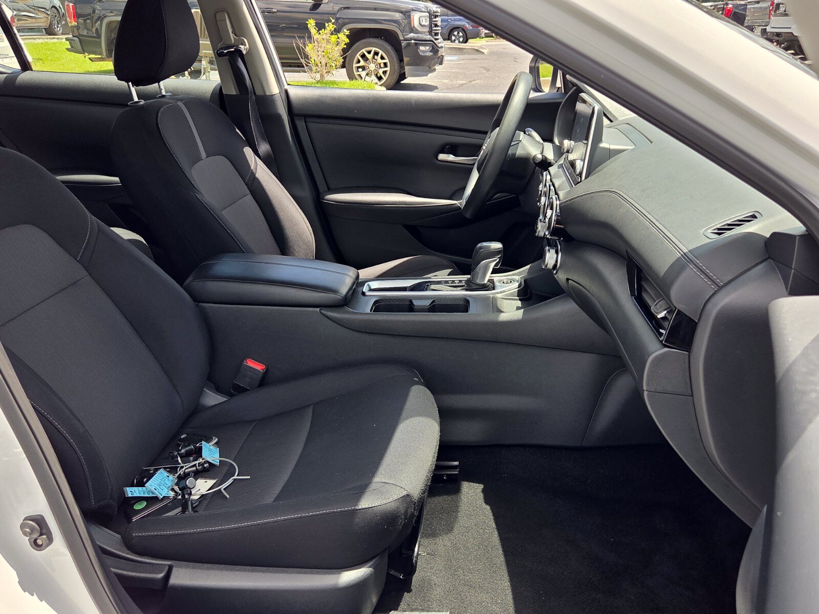 Used 2024 White Nissan SV image 16
