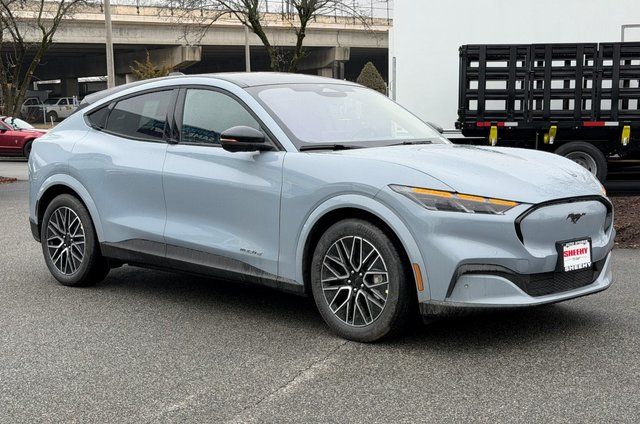 2026 Ford Mustang-Mach-e Premium's photo