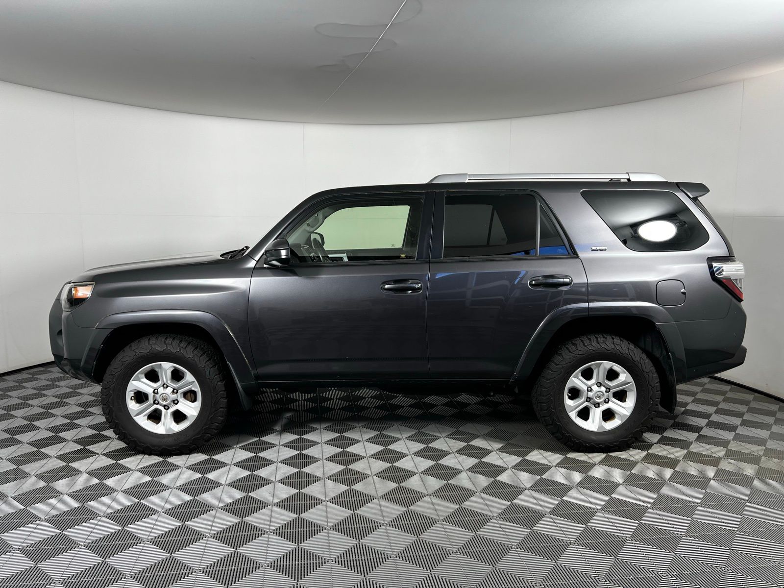 2015 Toyota 4Runner SR5 8