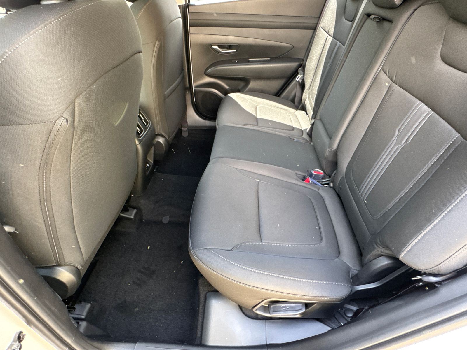 2025 Hyundai Tucson SEL photo 18