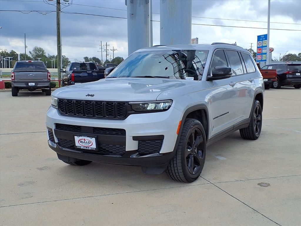 2023 Jeep Grand Cherokee L Altitude Silver at Bayshore Chrysler Jeep Dodge Ram