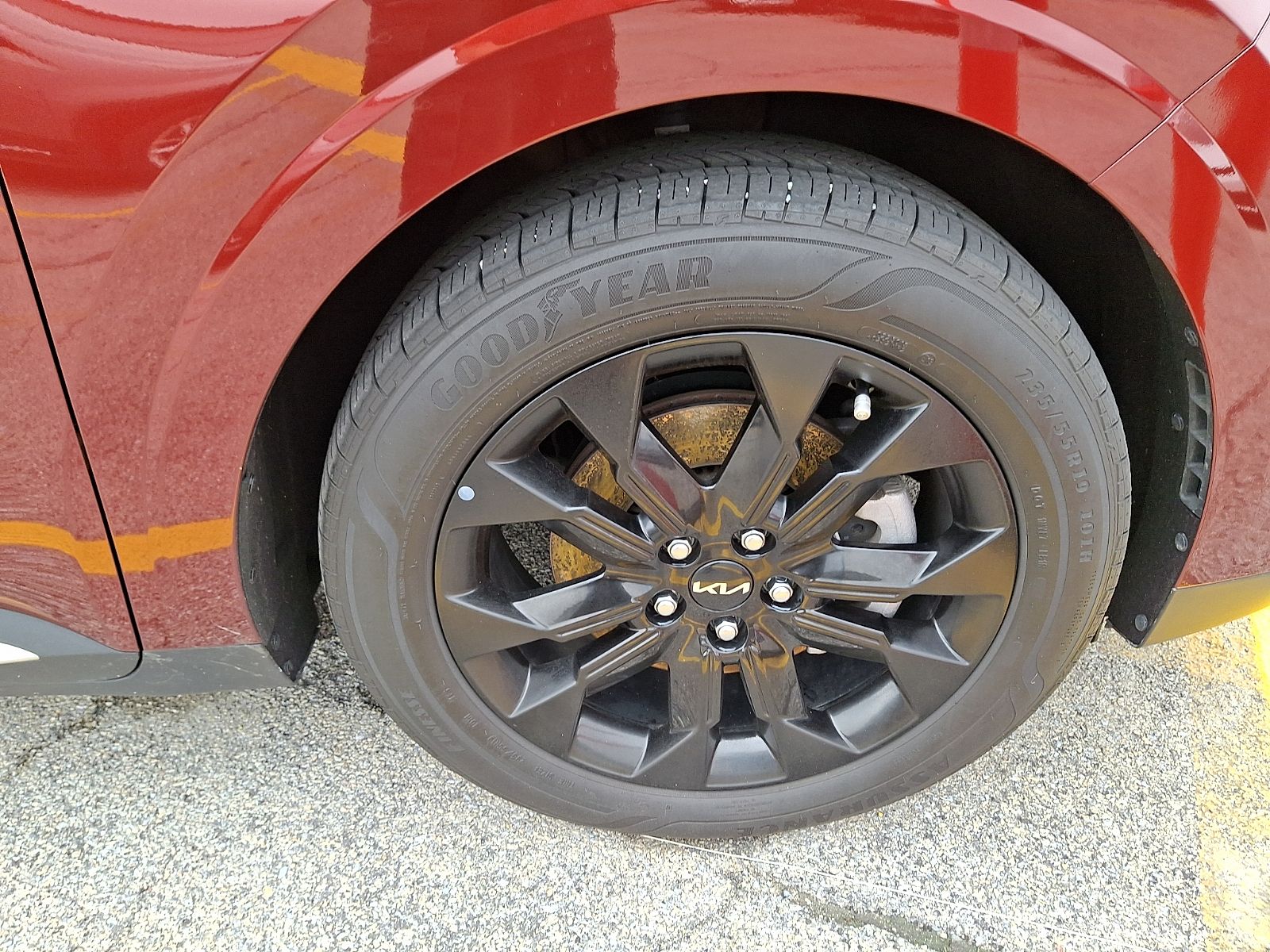Used 2024 Kia Carnival Van