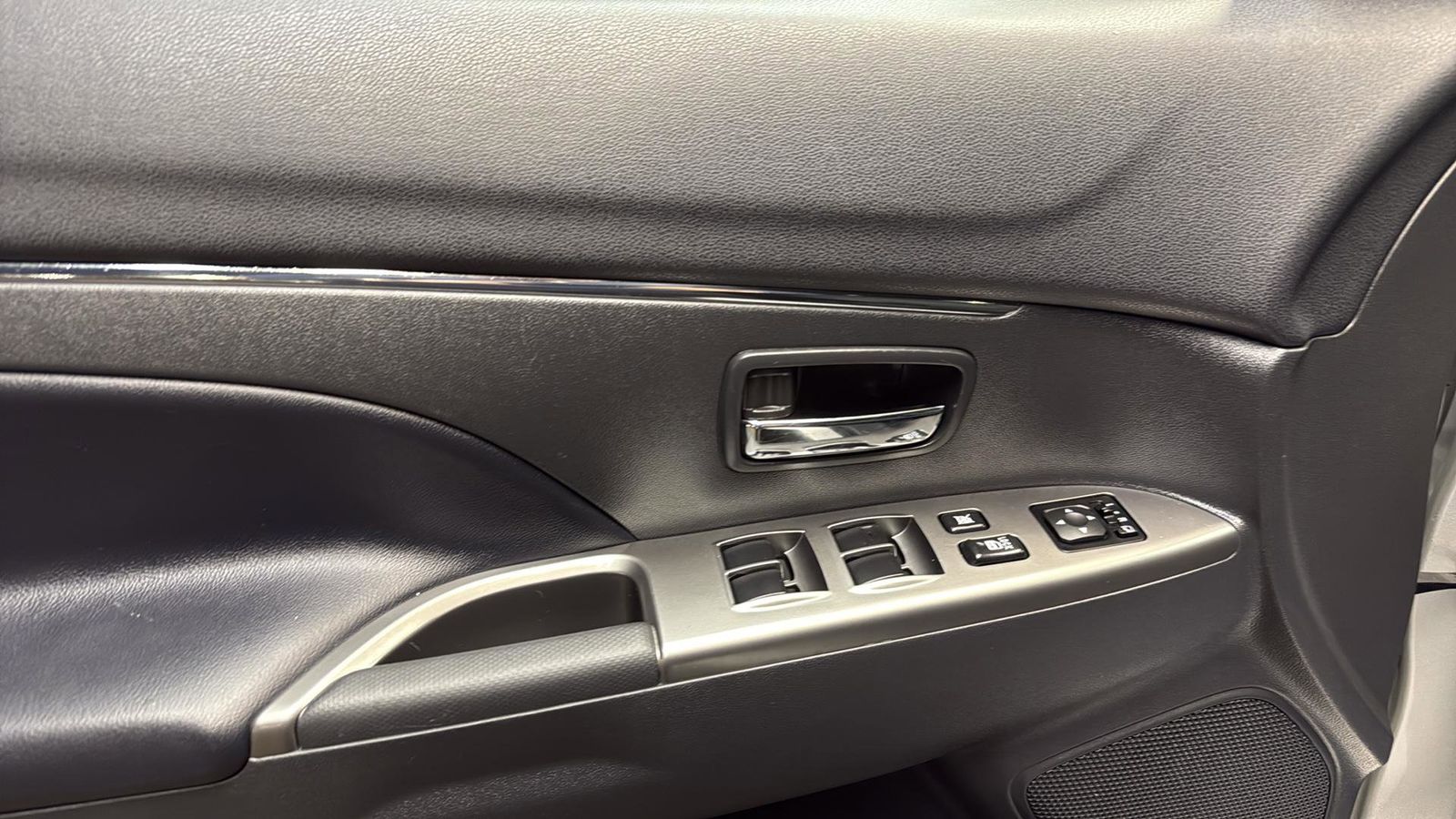 Used Car 2025 Mitsubishi Outlander Sport  2.0 Se For Sale Under $25,000 In Austin, Texas