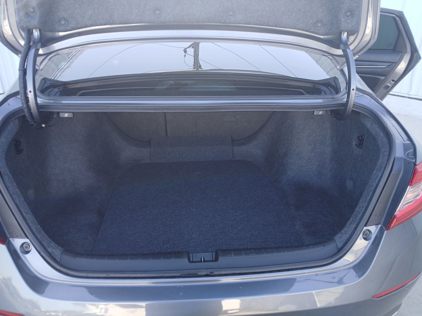 Used Car 2020 Honda Accord  Sport For Sale Under $25,000 In Austin, Texas