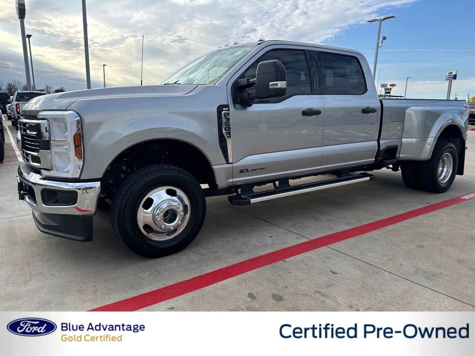 2024 Ford F-350 Super Duty XLT Crew Cab LB DRW 4WD