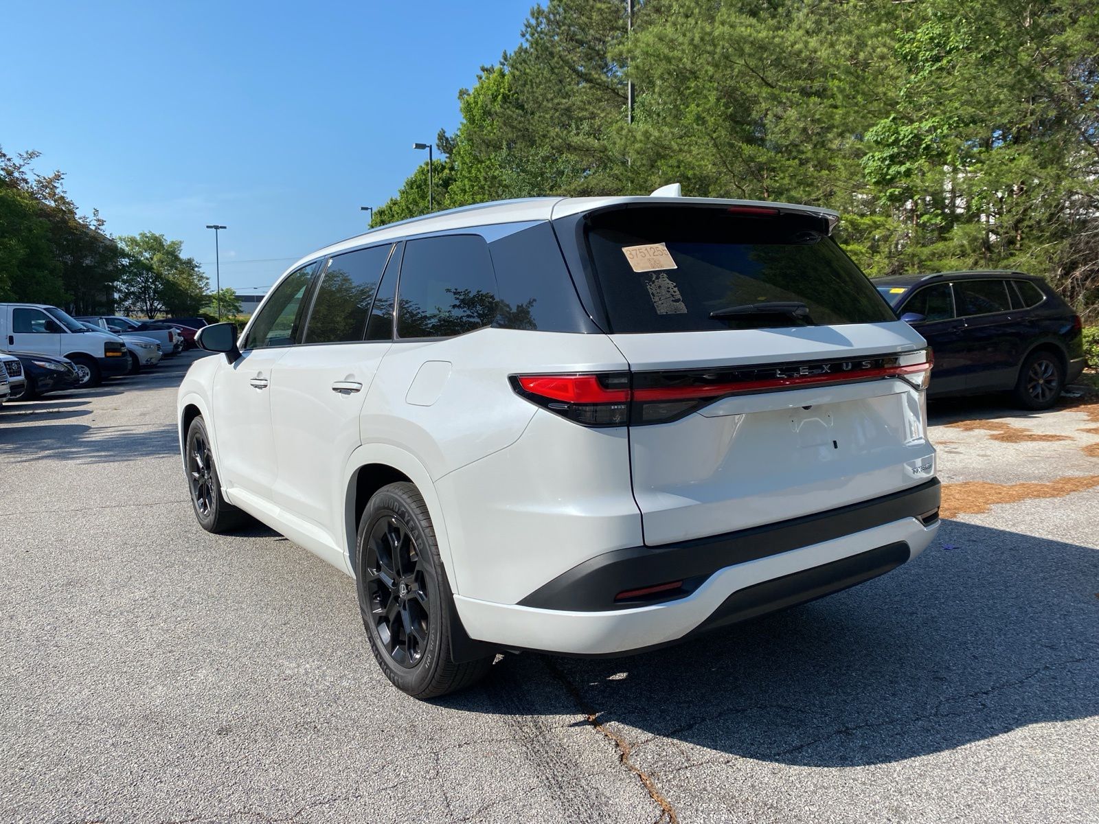 View vehicle photo 4