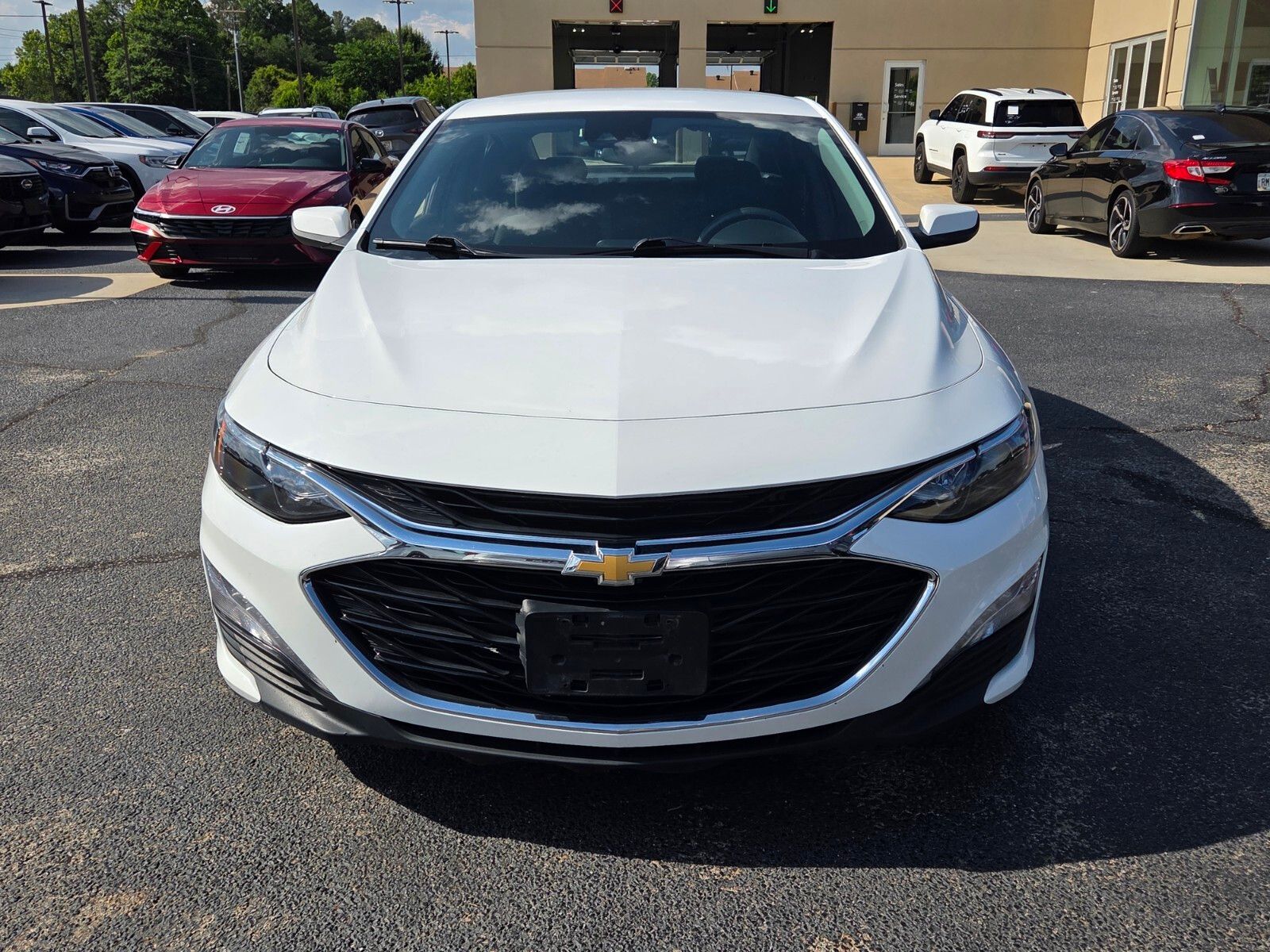 Used 2024 White Chevrolet LT image 2