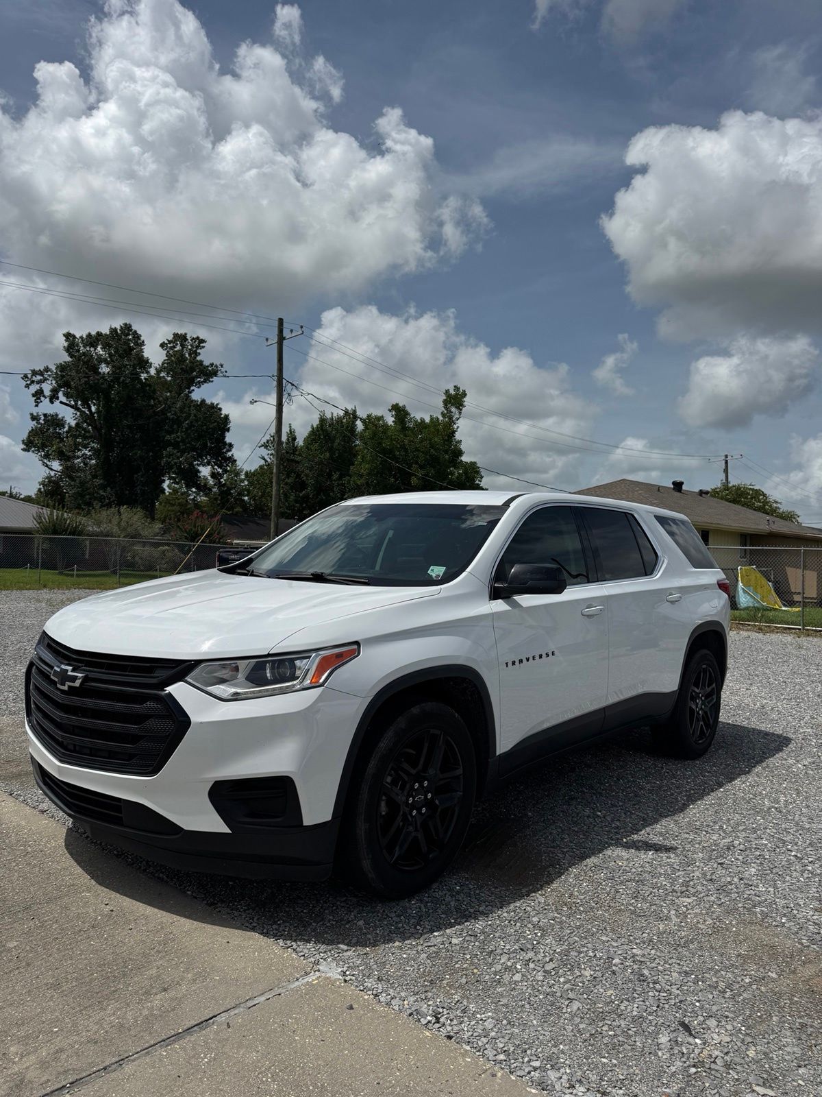 Summit White 2021 Chevrolet Traverse SUV / Crossover Front-Wheel Drive 9-Speed Automatic