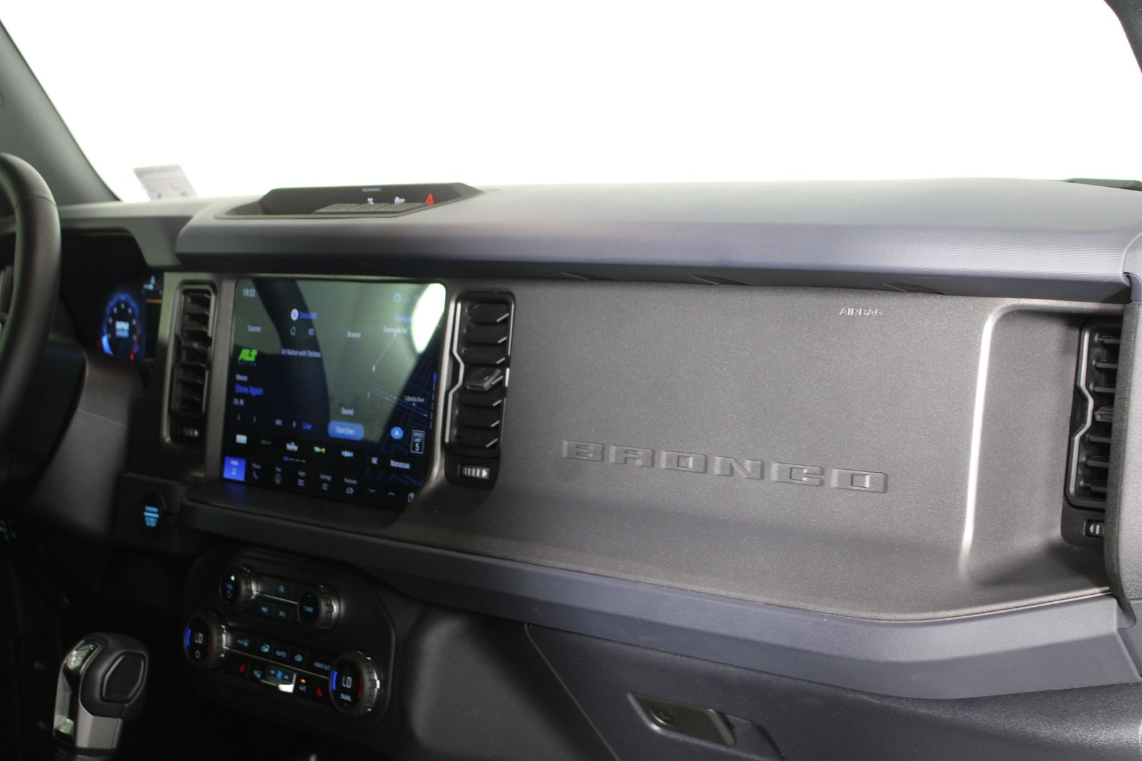 Used 2025 Beige Ford Big Bend image 13