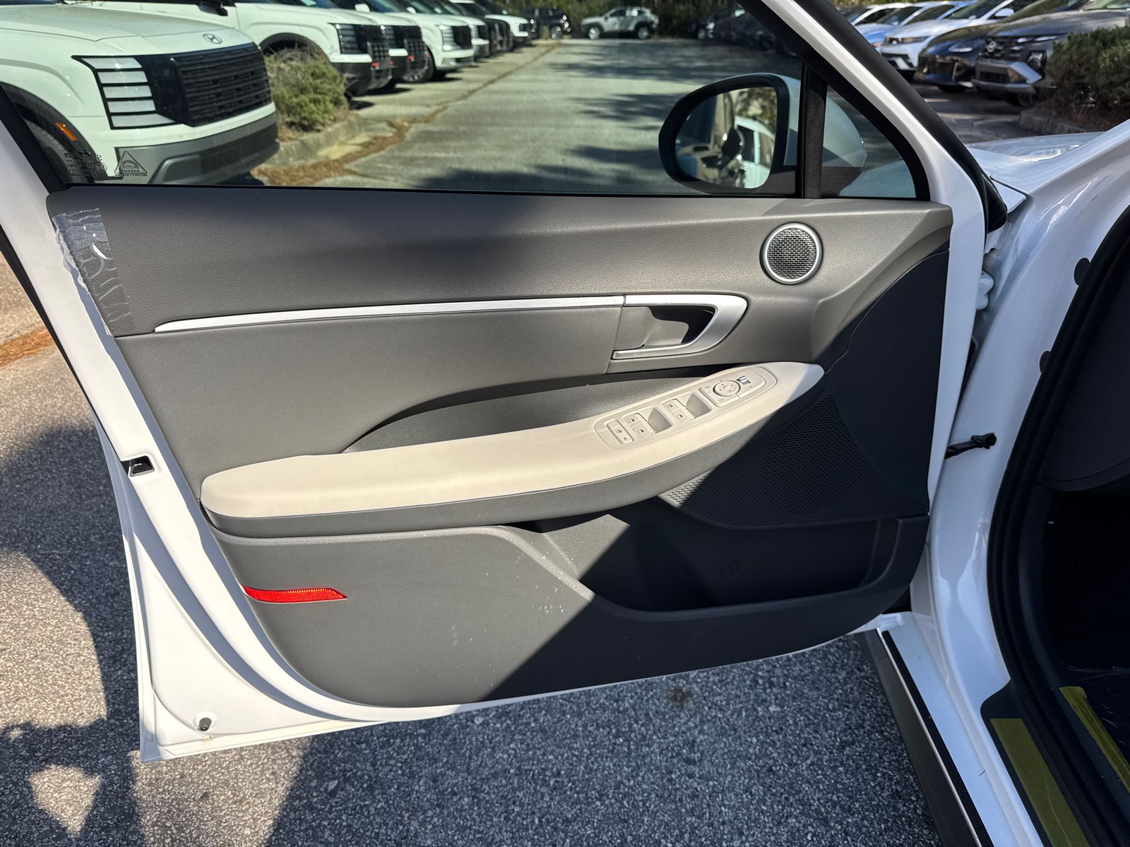 New 2026 White Hyundai Blue image 11