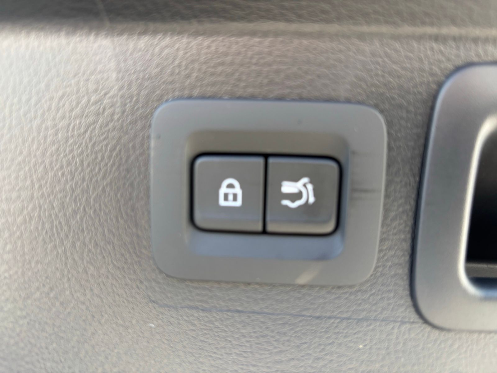 Used Car 2025 Mazda Cx-50  Utility 2.5 S Premium Plus Package All Wheel Drive For Sale Under $35,000 In Austin, Texas