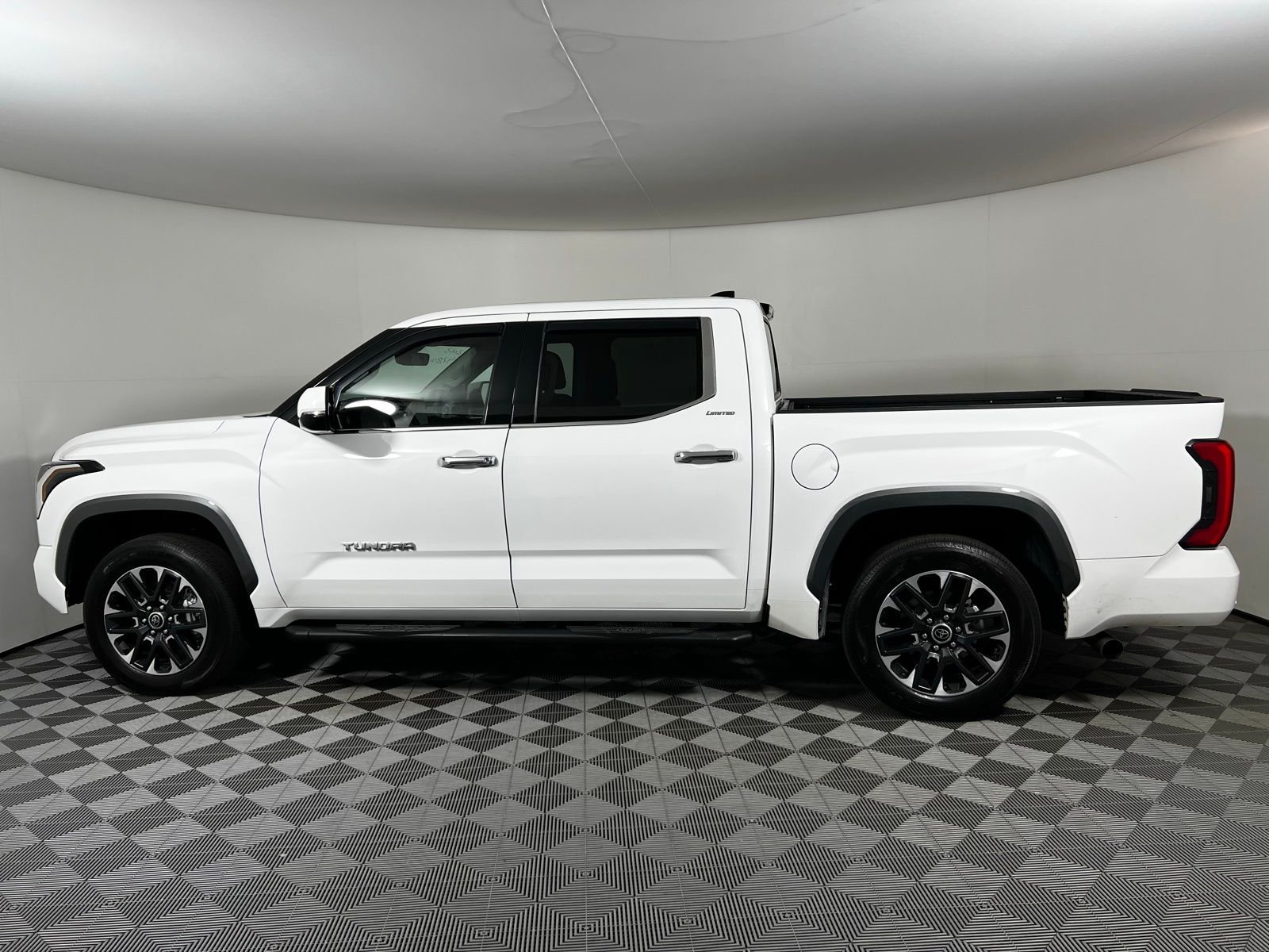 Thumbnail: 2023 Toyota Tundra - 7