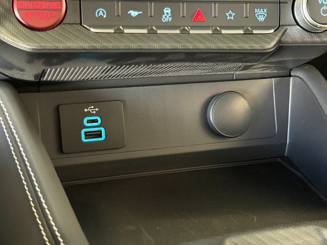 New 2026 Vapor Blue Metallic Ford GT Premium image 27