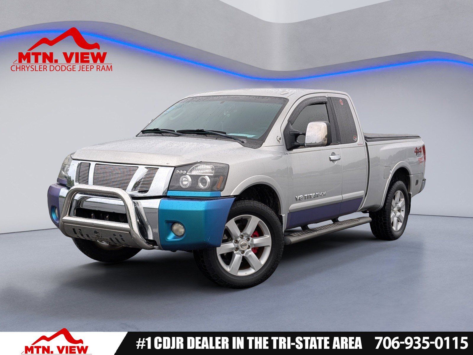 Radiant Silver 2008 Nissan Titan LE King Cab 4WD Pickup Truck Four-Wheel Drive 5-Speed Automatic