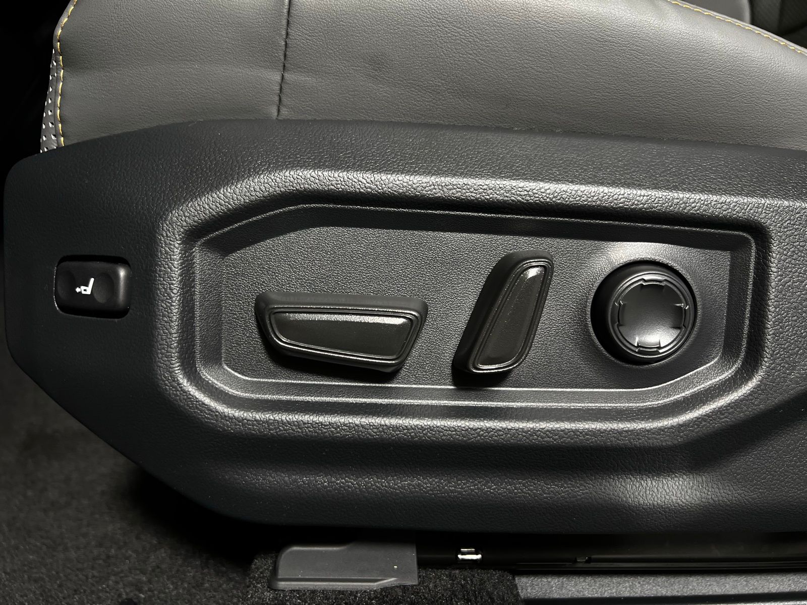 Thumbnail: 2026 Toyota Tundra - 11