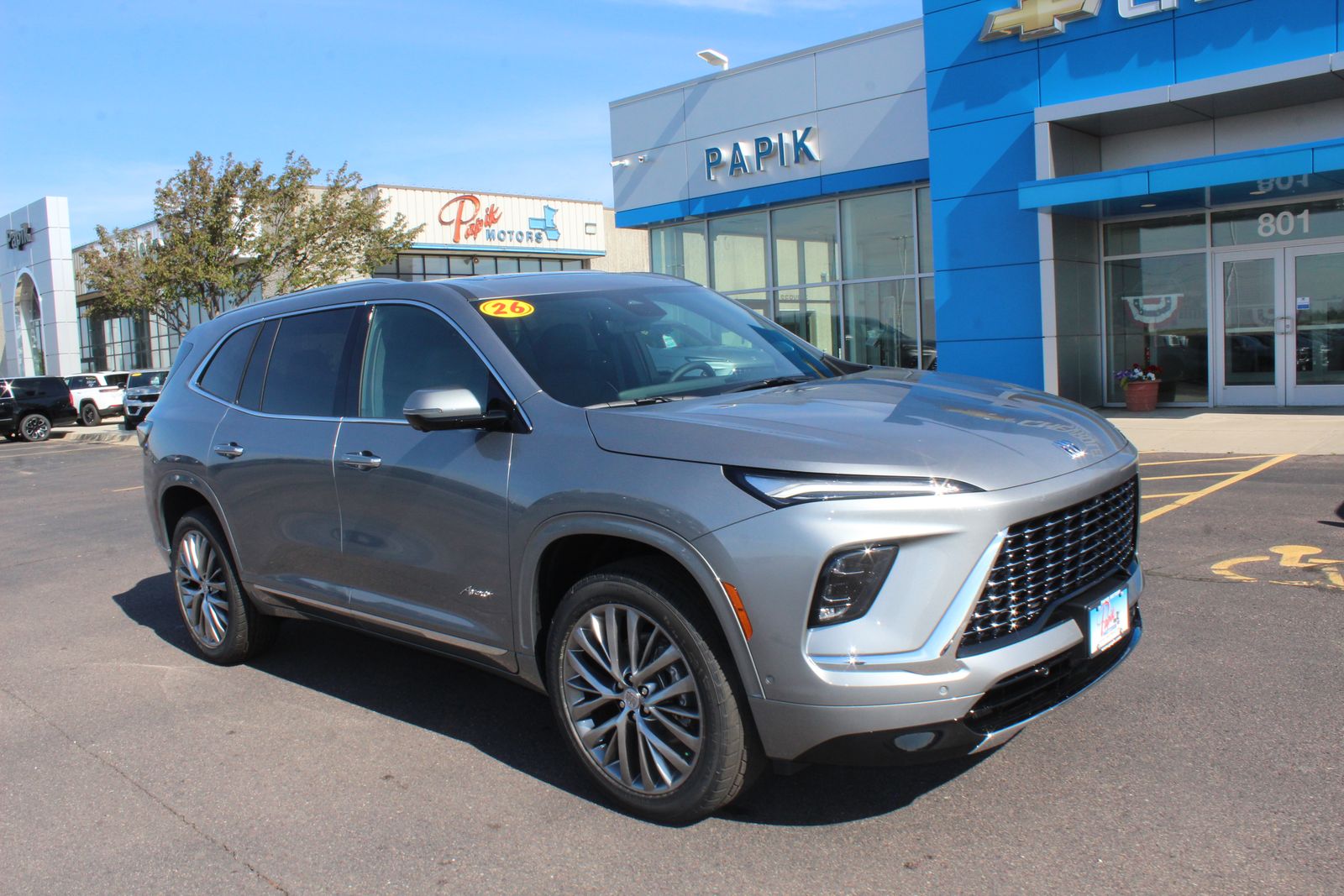 View vehicle photo 7