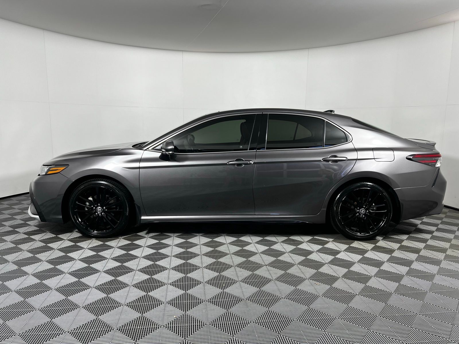 Thumbnail: 2024 Toyota Camry - 8