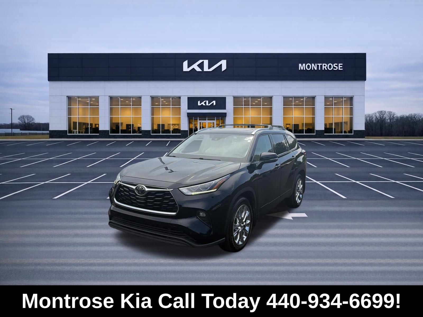 Midnight Black Metallic 2020 Toyota Highlander SUV / Crossover All-Wheel Drive 8-Speed Automatic