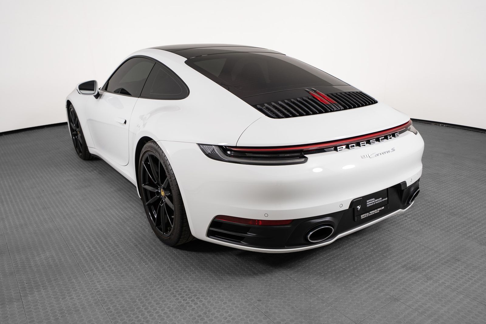 2023 Porsche 911 Carrera S — full photo 5 of 40