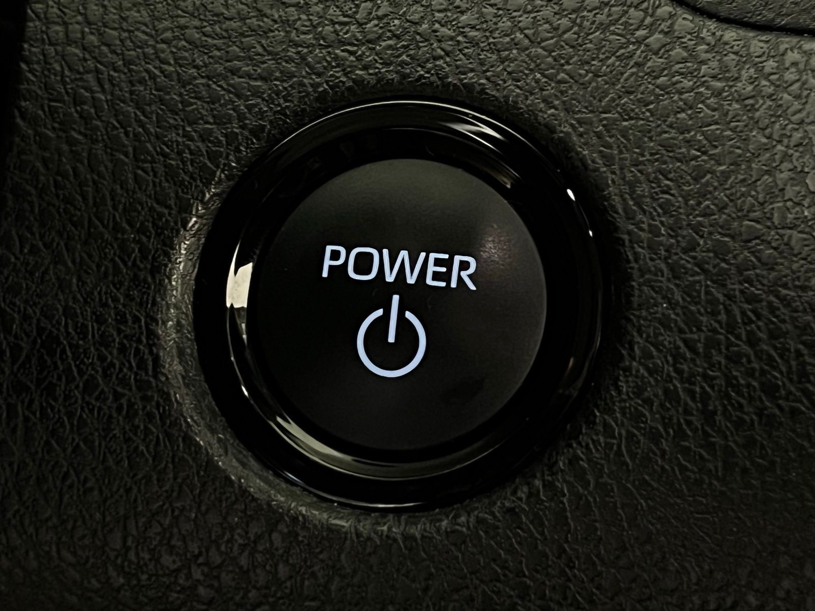 Thumbnail: 2025 Toyota Camry - 19