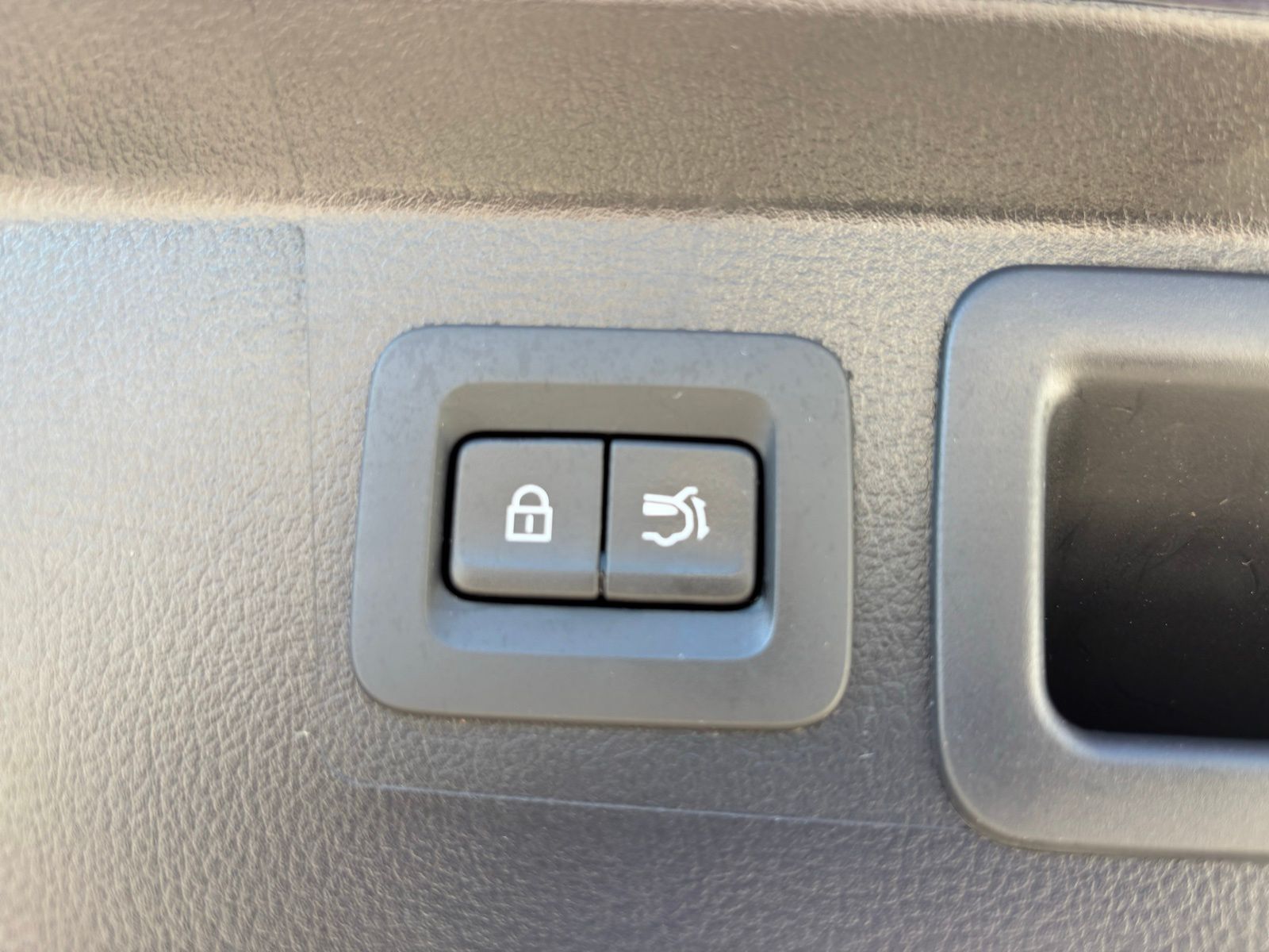 Used Car 2024 Mazda Cx-50  Utility 2.5 S Preferred Package All Wheel Drive For Sale Under $30,000 In Austin, Texas