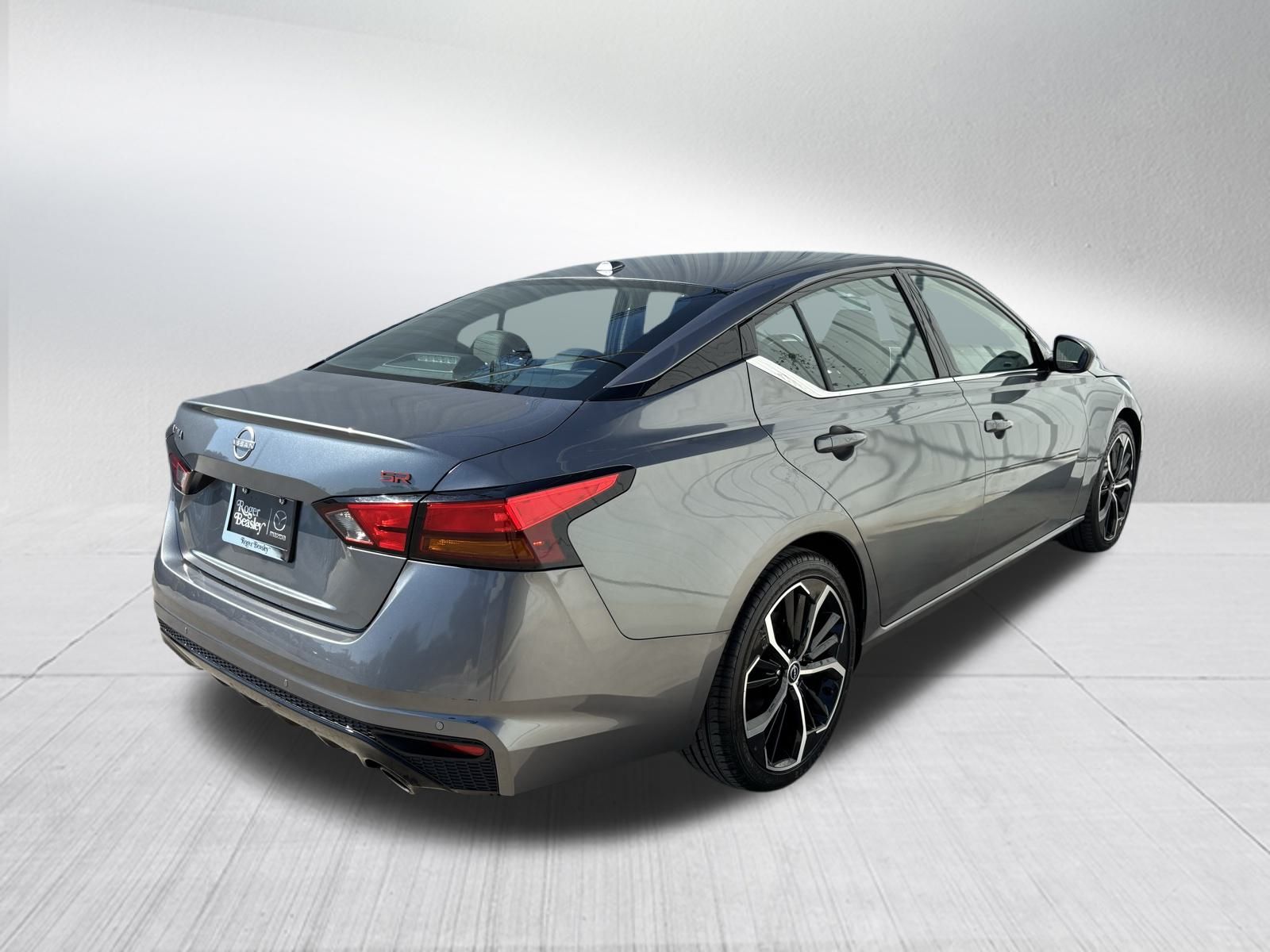 Used Car 2023 Nissan Altima  2.5 Sr For Sale Under $25,000 In Austin, Texas