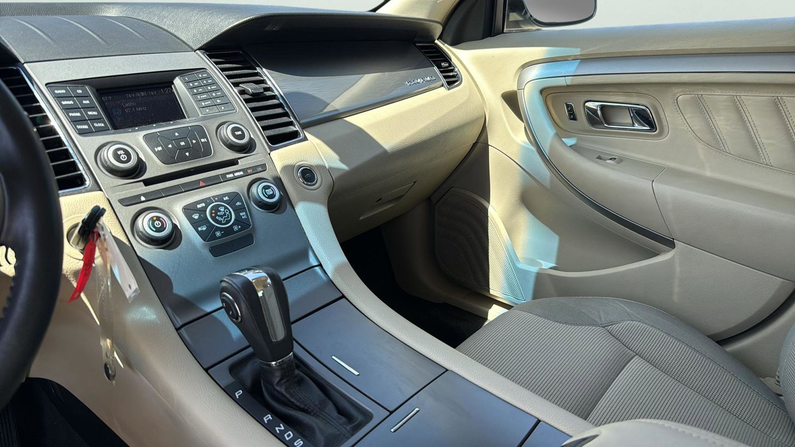 Used Car 2014 Ford Taurus  Sel For Sale Under $10,000 In Austin, Texas