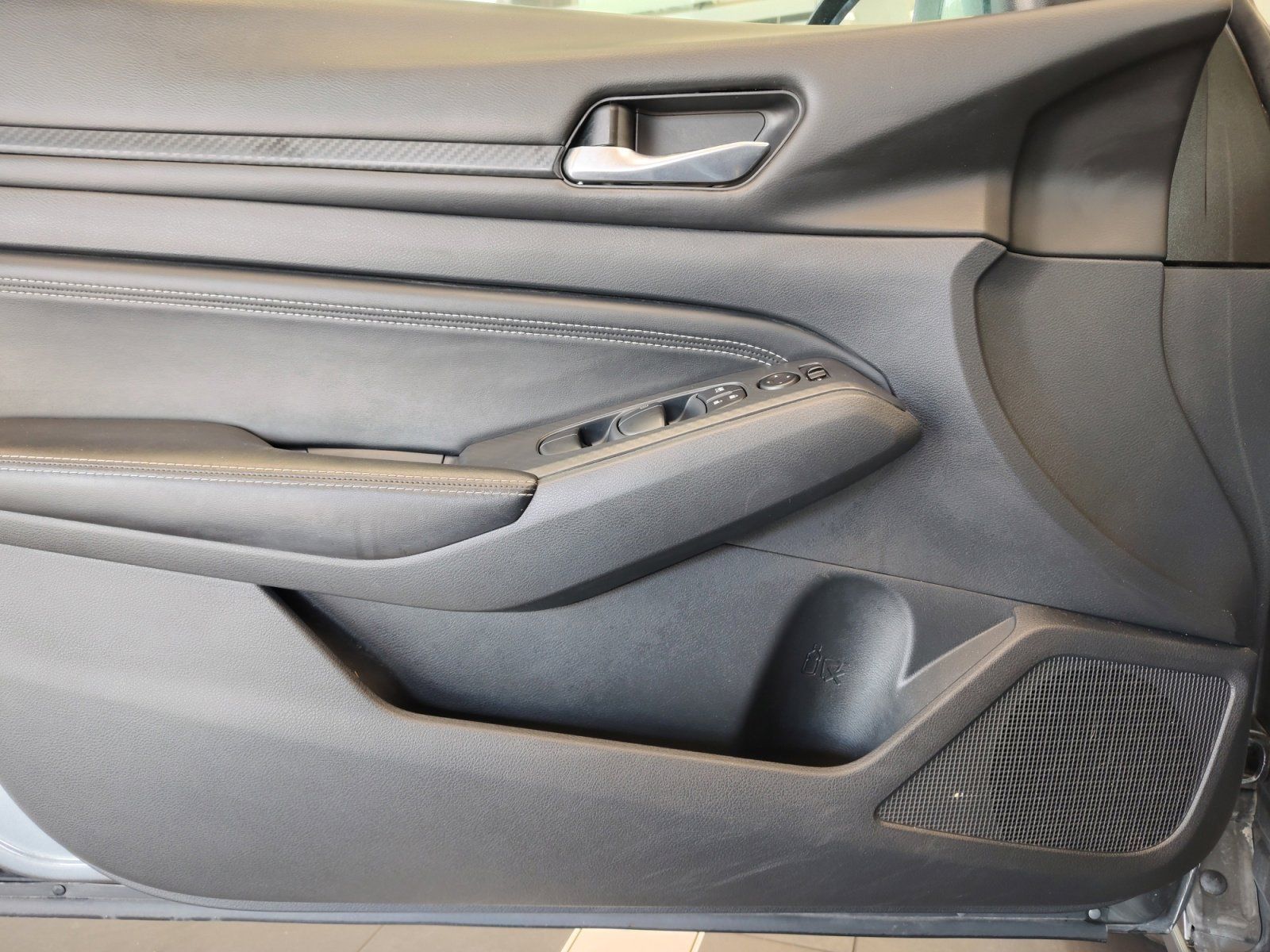 Used Car 2020 Nissan Altima  2.5 S For Sale Under $10,000 In San Antonio, Texas