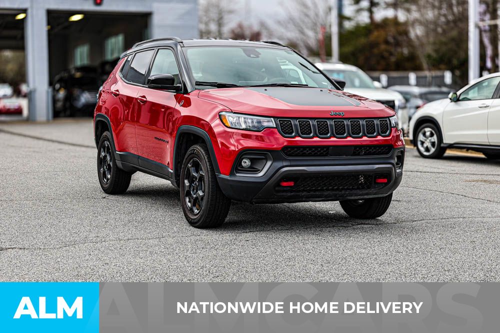 2024 Jeep Compass Trailhawk photo 3