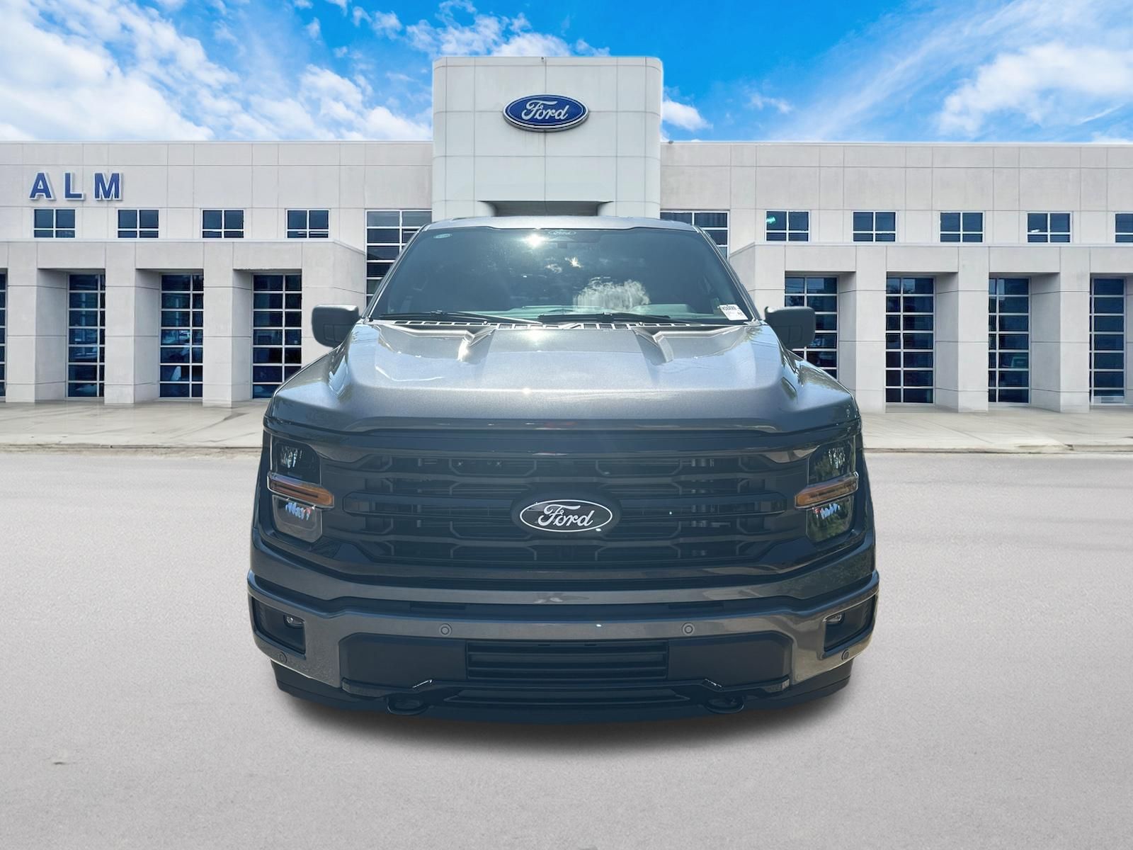 New 2026 Carbonized Gray Metallic Ford XLT image 2