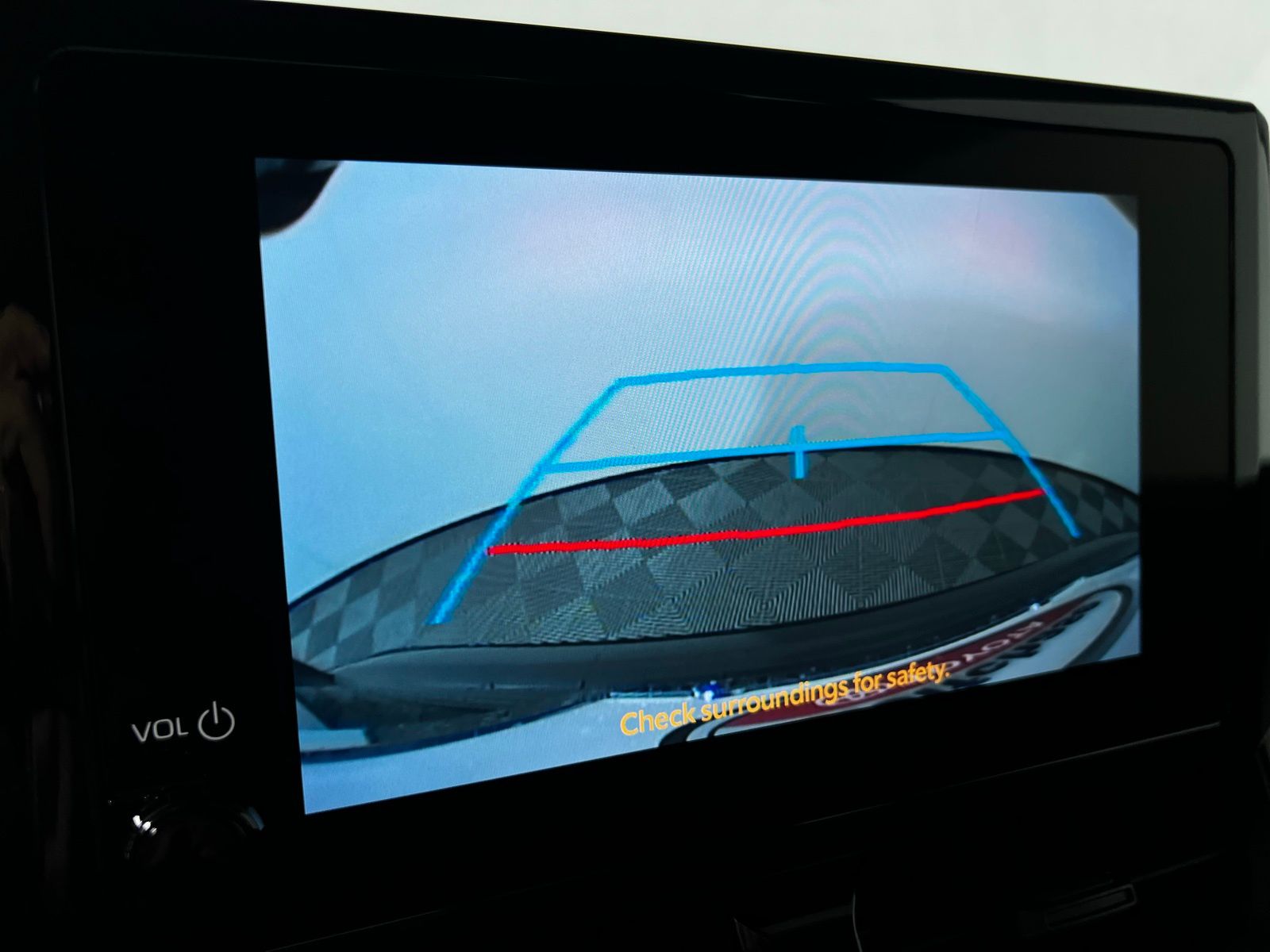 Thumbnail: 2025 Toyota Corolla - 18