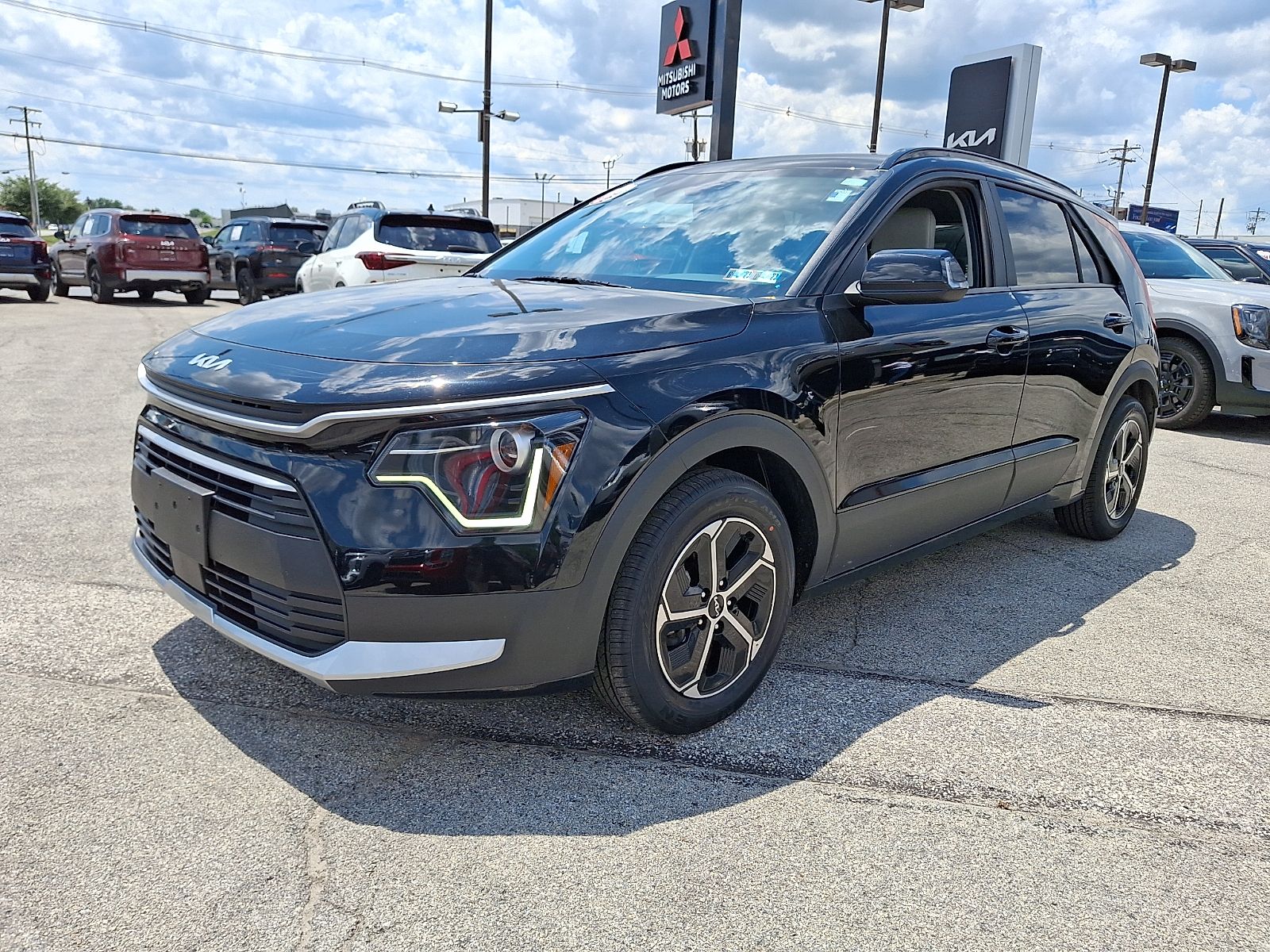 Used 2023 Kia Niro SUV
