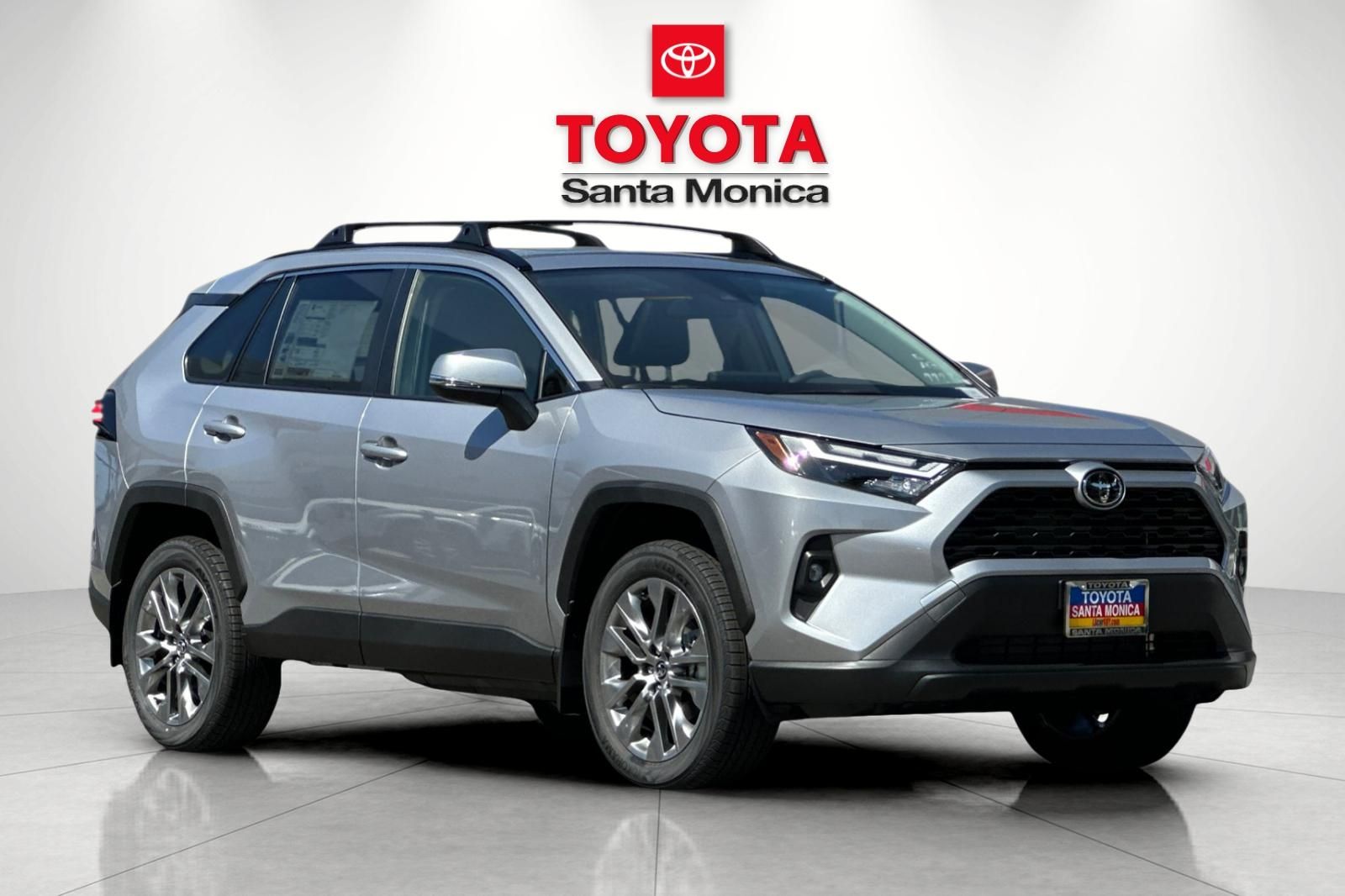 2025 Toyota RAV4 XLE Premium FWD