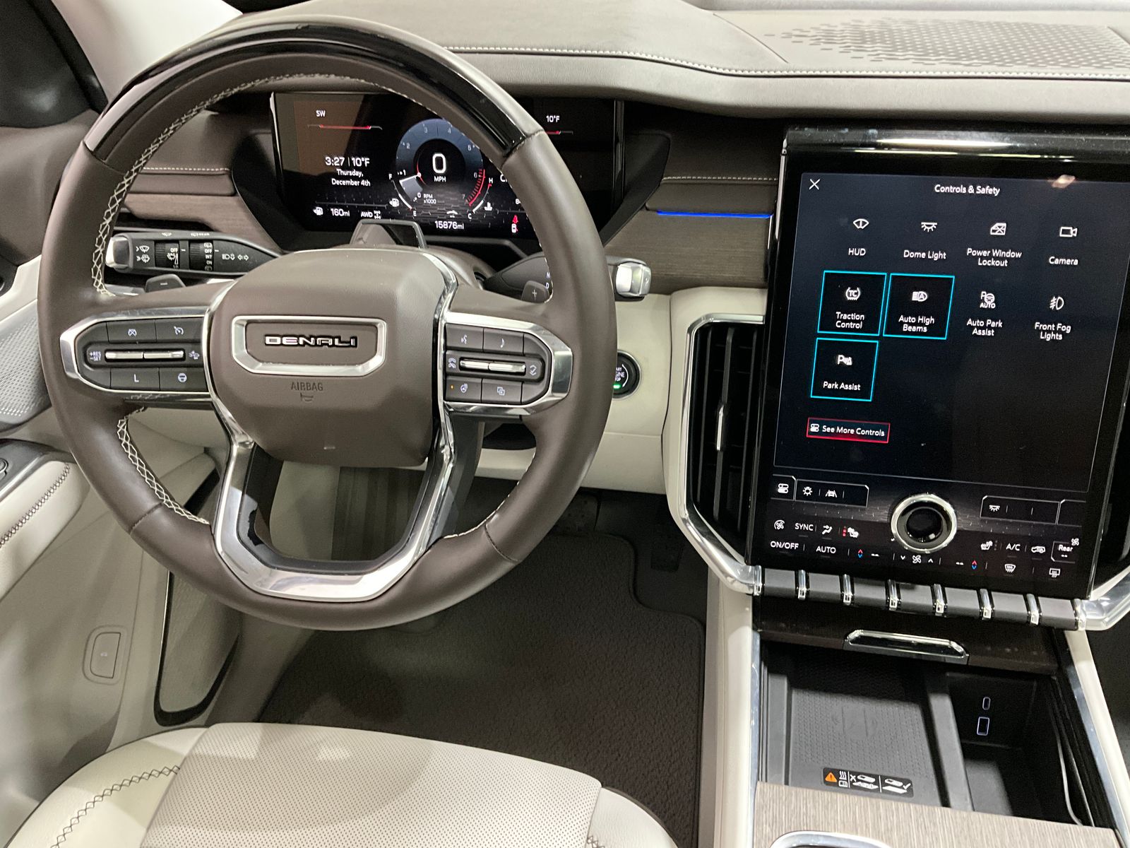 View vehicle photo 5