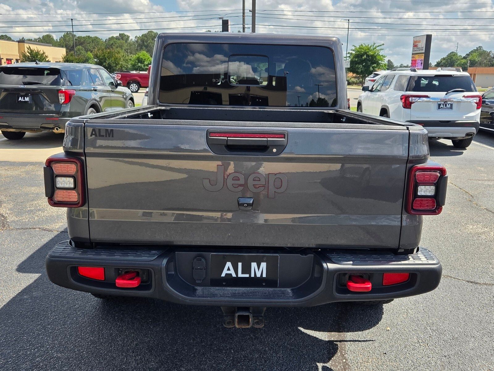 Used 2021 Gray Jeep Rubicon image 9