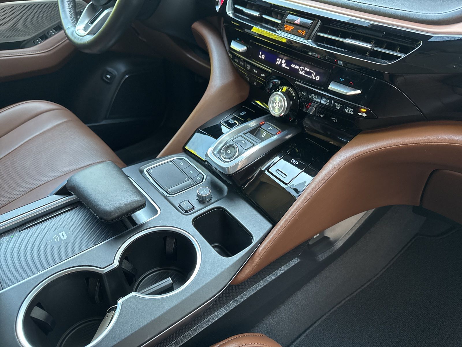 Used 2024 Majestic Black Pearl Acura Technology image 23