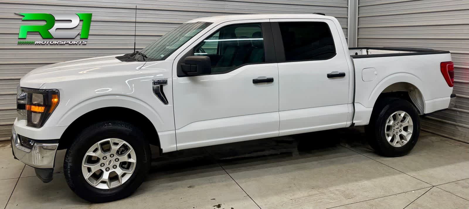 Oxford White 2023 Ford F-150 Pickup Truck Four-Wheel Drive Automatic
