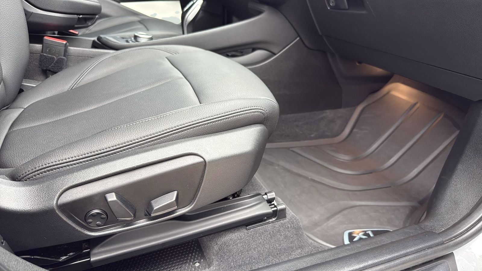 Used Car 2021 Bmw X1  Sdrive28i For Sale Under $30,000 In Austin, Texas