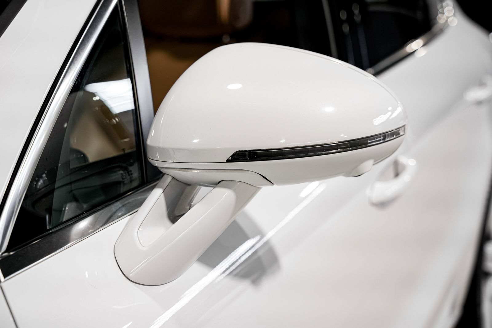2023 Porsche Macan S — photo 39