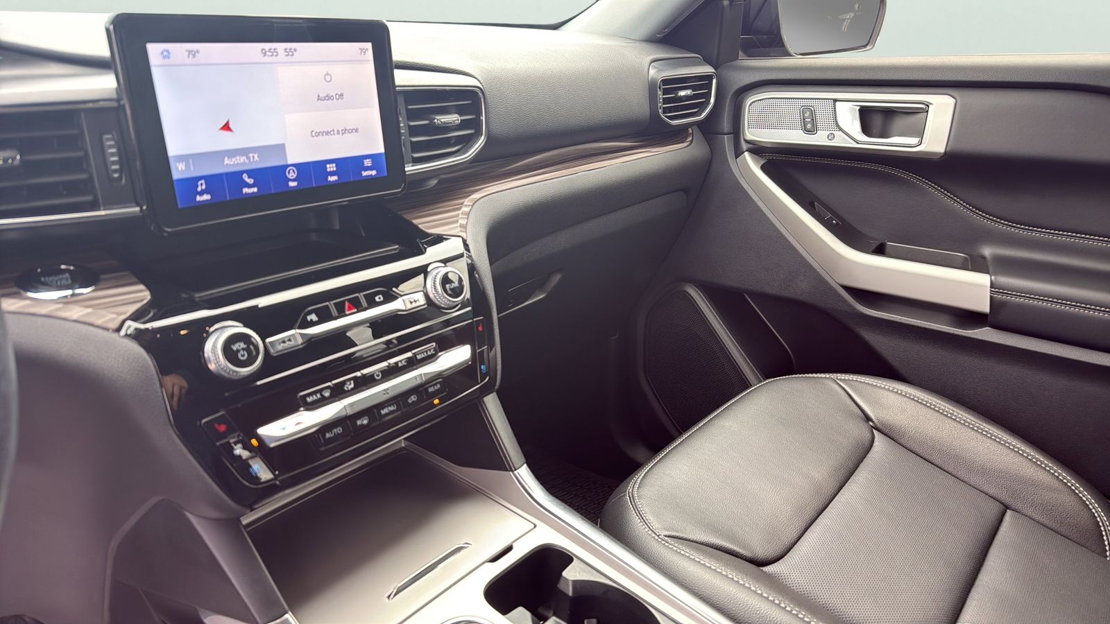 Used Car 2022 Ford Explorer  Limited For Sale Under $35,000 In Austin, Texas