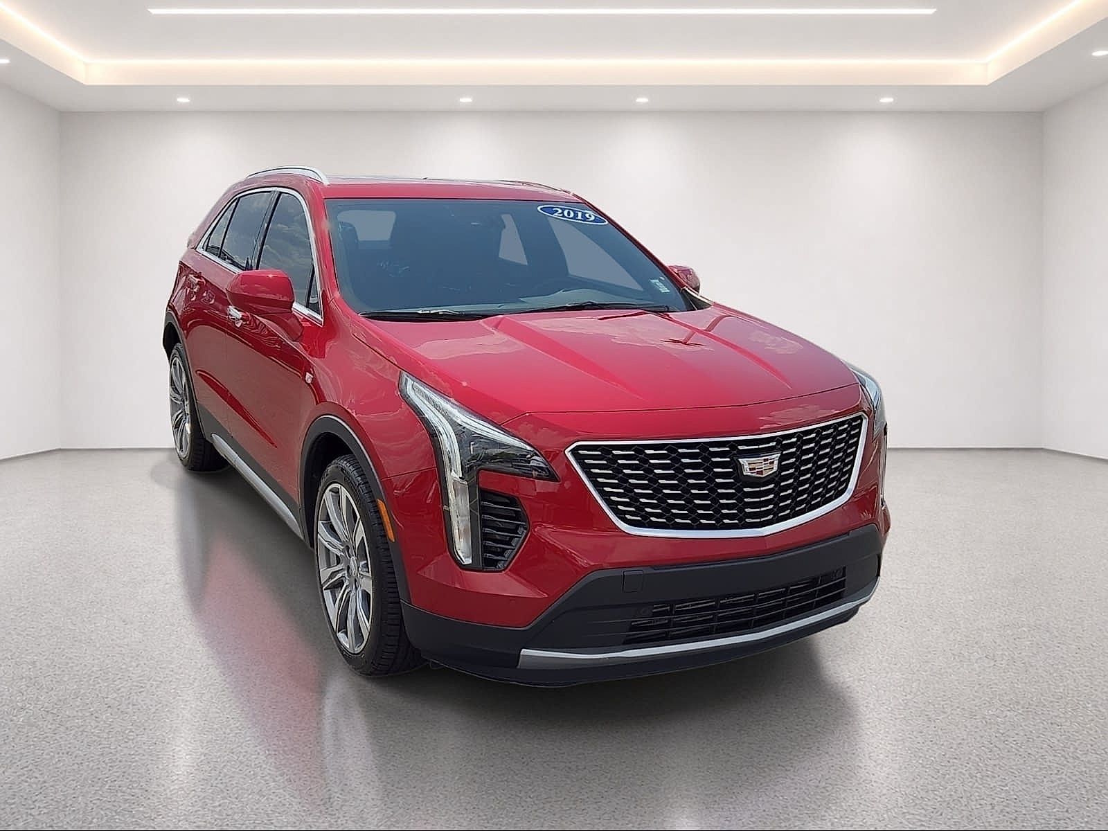 Red (Maroon) 2019 Cadillac XT4 SUV / Crossover Front-Wheel Drive 9-Speed Automatic