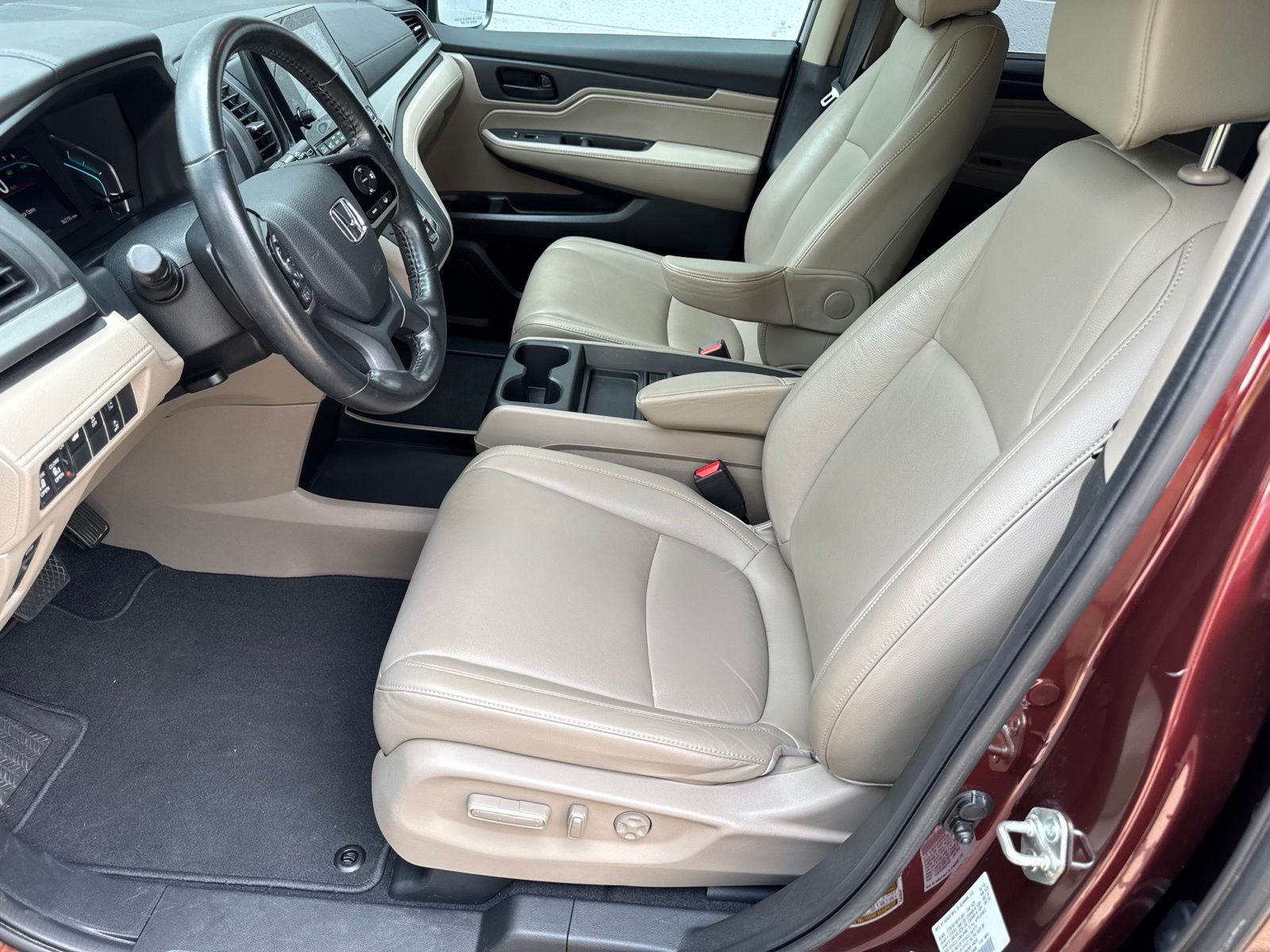 Used 2019 Deep Scarlet Pearl Honda EX-L image 9