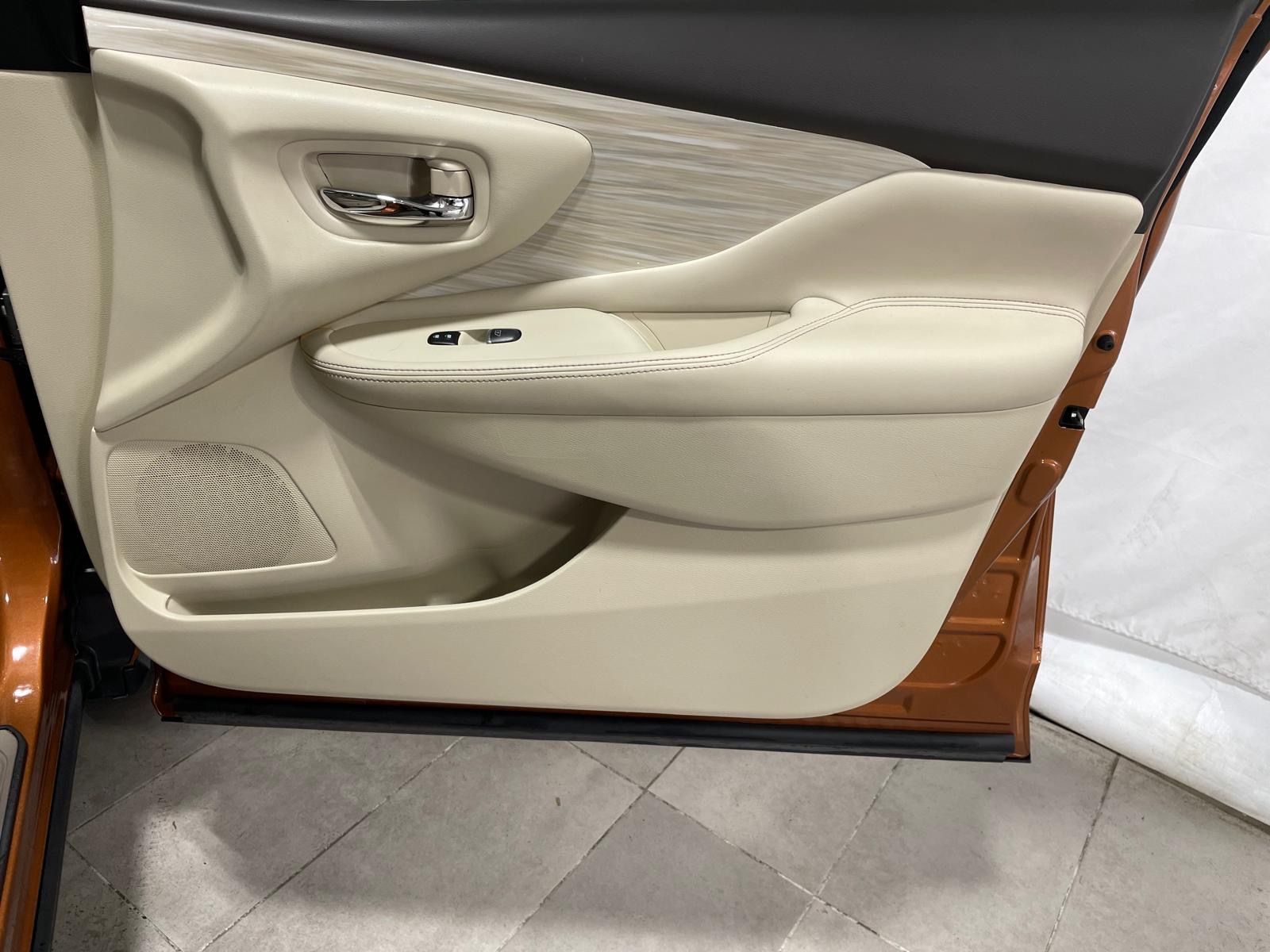 Used Car 2015 Nissan Murano  Platinum For Sale Under $15,000 In Austin, Texas