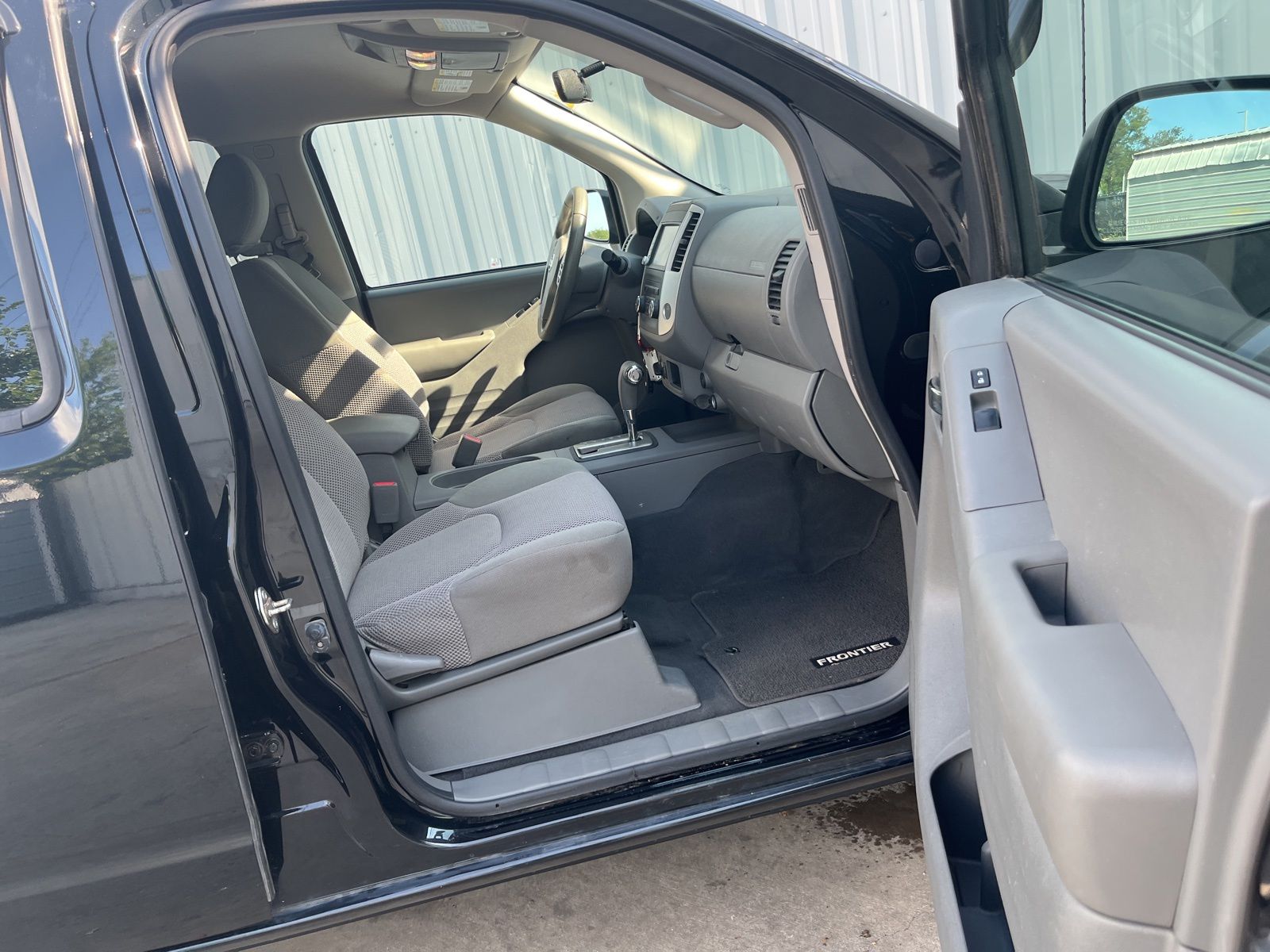 Used Car 2019 Nissan Frontier  Sv For Sale Under $25,000 In Austin, Texas