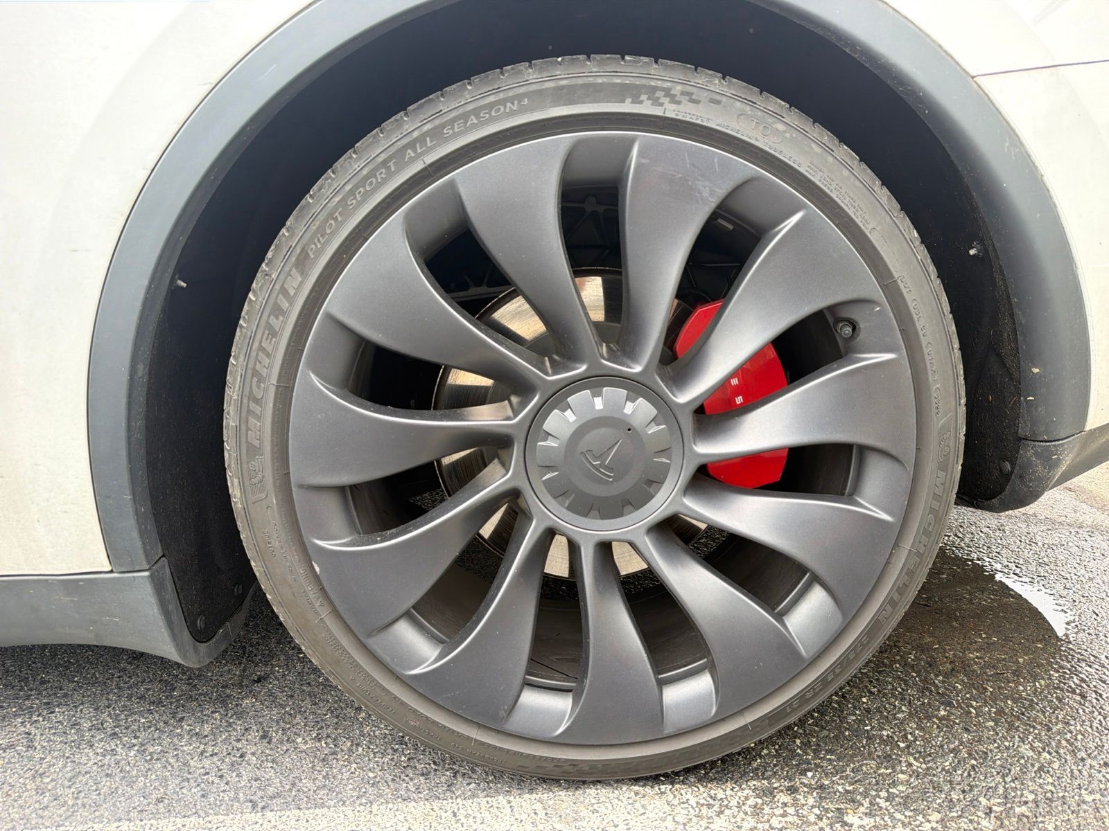Used 2023 Pearl White Multi Tesla Performance image 27