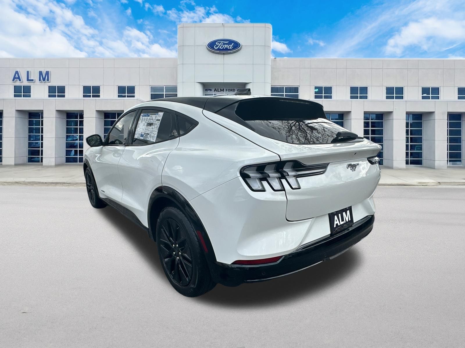 New 2026 Star White Metallic Tri-coat Ford Premium image 8