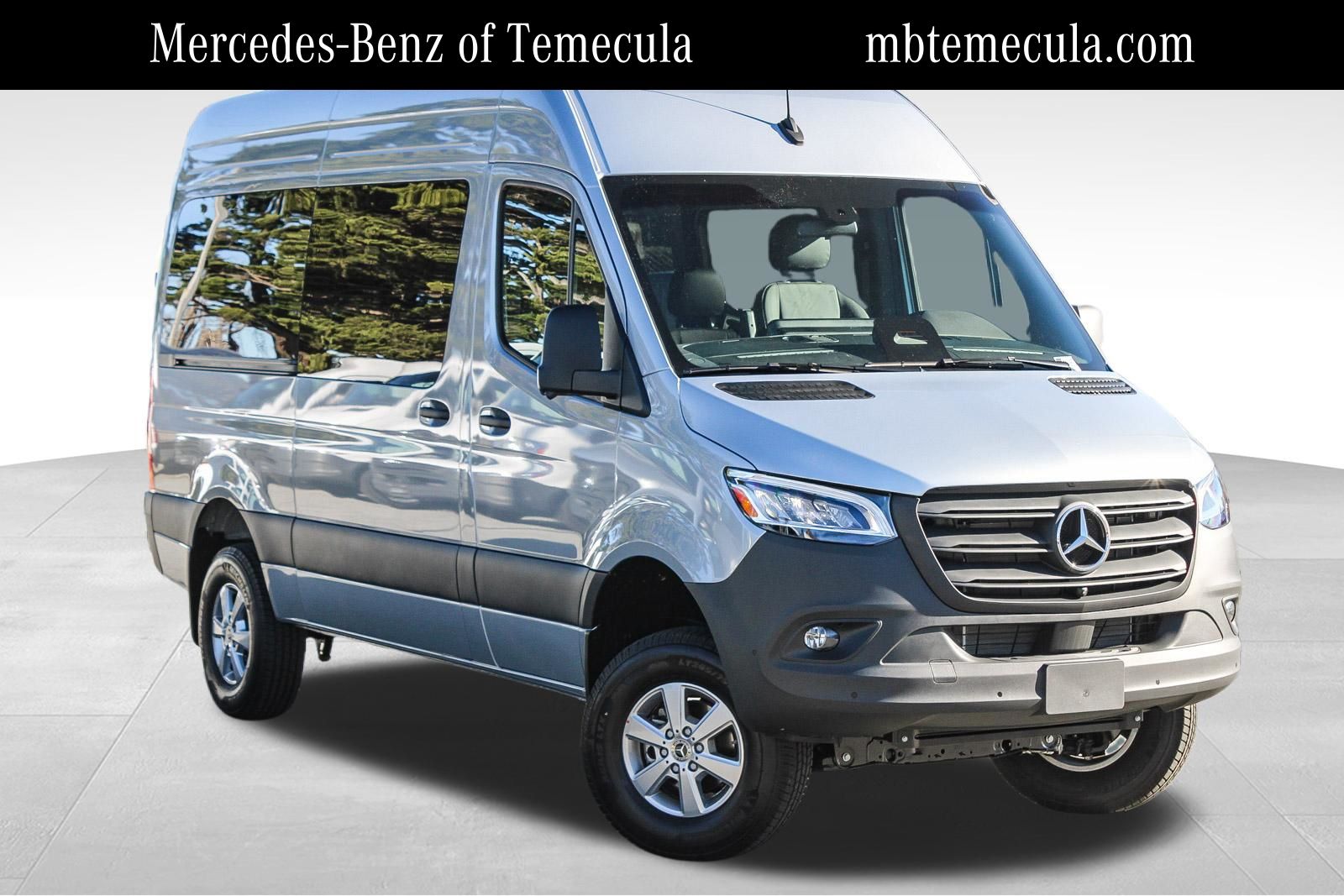 2026 Mercedes-Benz Sprinter 2500 Passenger 144 WB