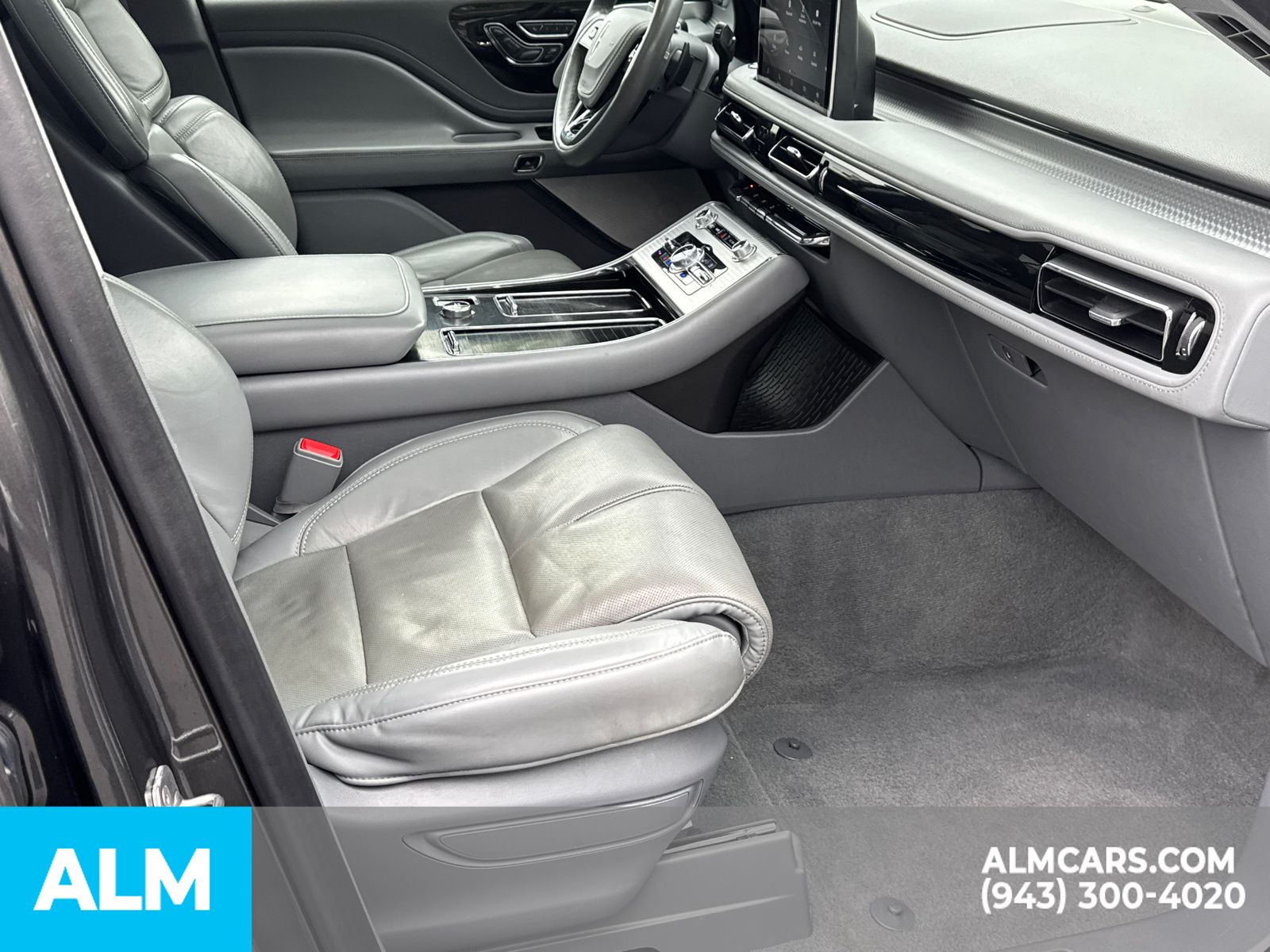 2020 Lincoln Aviator Grand Touring photo 14